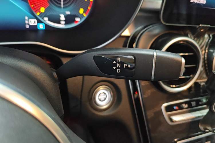 Used Mercedes-Benz C-Class 2019 Restyled C 260 L Sport Edition Gear Lever