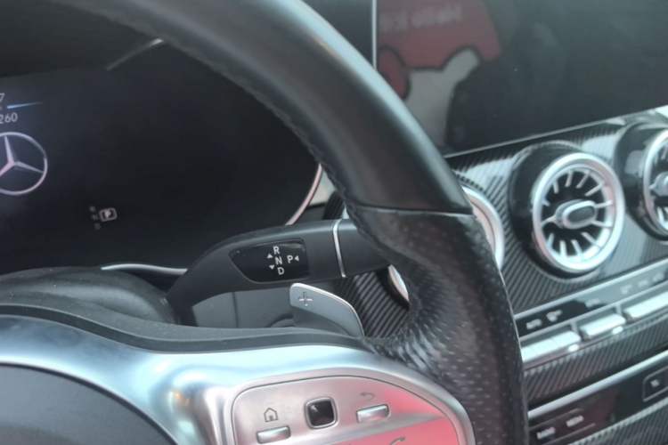 Used Mercedes-Benz C-Class 2019 C 260 Sport Edition Gear Lever