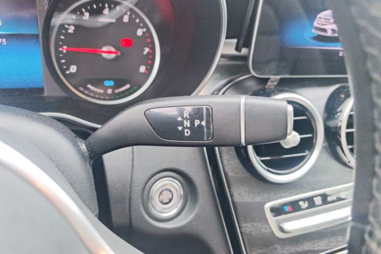Used Mercedes-Benz C-Class 2019 C 260 L Sport Edition Gear Lever
