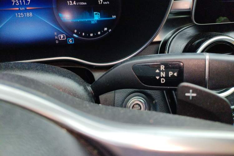 Used Mercedes-Benz C-Class 2019 Restyled C 260 L Sport Edition Gear Lever