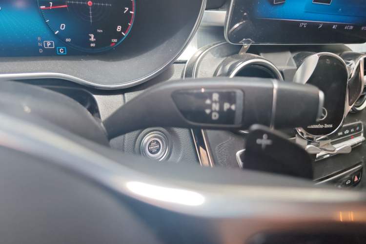 Used Mercedes-Benz C-Class 2019 Restyled C 260 L Sport Edition Gear Lever