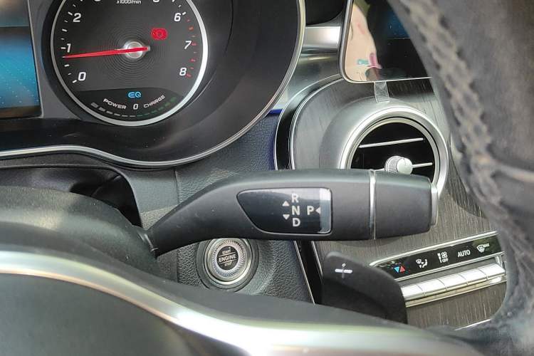 Used Mercedes-Benz C-Class 2019 C 260 L Gear Lever