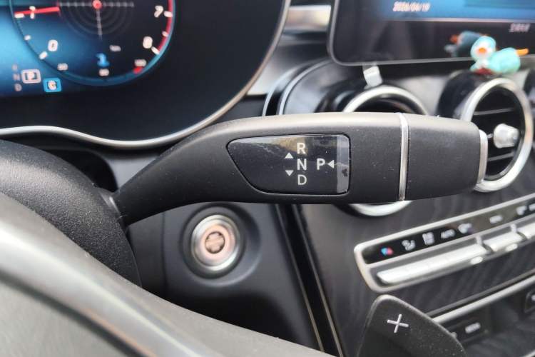 Used Mercedes-Benz C-Class 2019 Restyled C 260 L Sport Edition Gear Lever