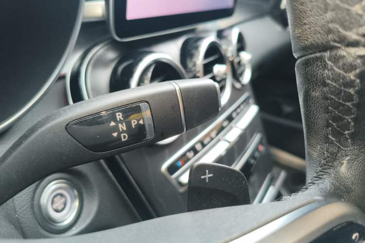 Used Mercedes-Benz C-Class 2019 Restyled C 260 L Sport Edition Gear Lever