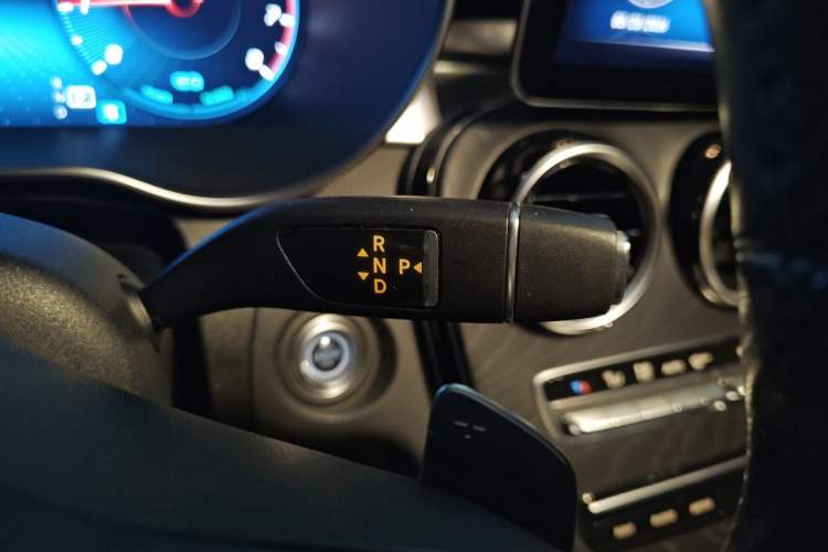 Used Mercedes-Benz C-Class 2019 Restyled C 260 L Sport Edition Gear Lever