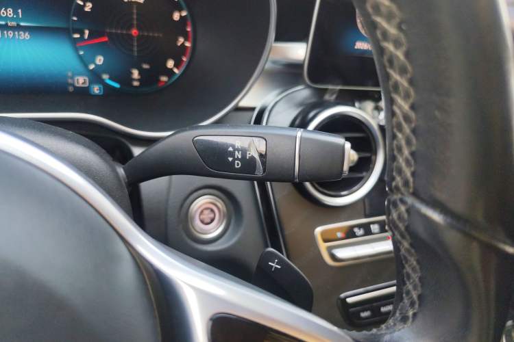 Used Mercedes-Benz C-Class 2019 Restyled C 260 L Sport Edition Gear Lever