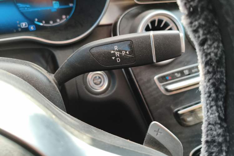 Used Mercedes-Benz C-Class 2019 C 260 Coupe Gear Lever