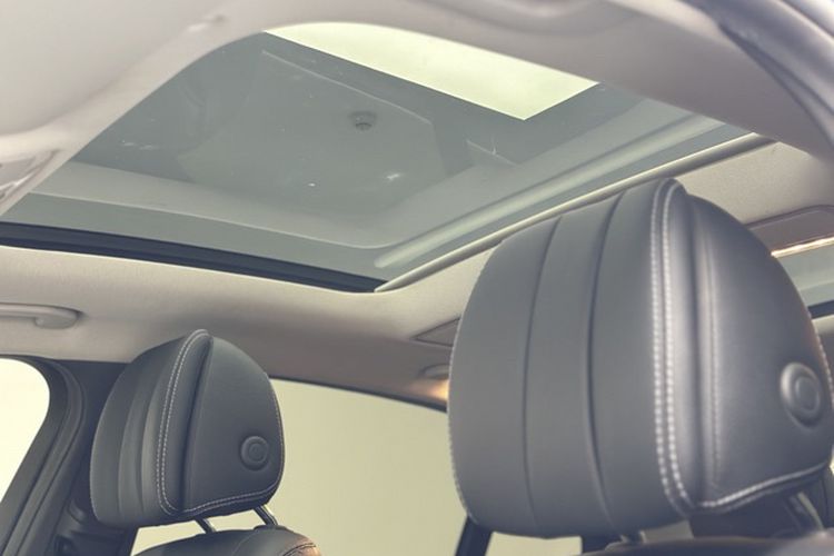 Used Mercedes-Benz C-Class 2019 C 260 L Sport Edition Headliner