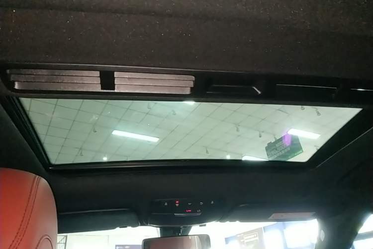 Used Mercedes-Benz C-Class 2019 C 260 Sport Edition Headliner