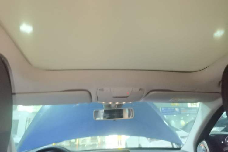 Used Mercedes-Benz C-Class 2019 Restyled C 260 L Sport Edition Headliner