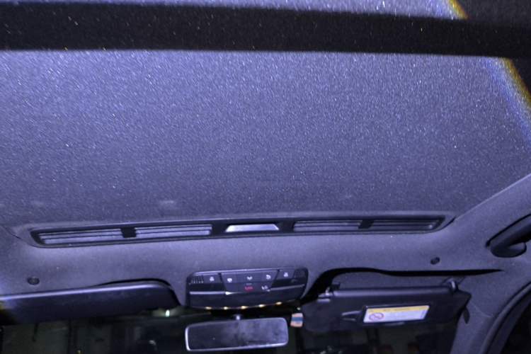 Used Mercedes-Benz C-Class 2019 C 260 Sport Edition Headliner
