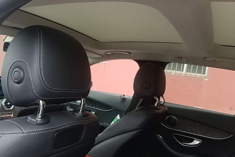 Used Mercedes-Benz C-Class 2019 C 260 Estate Headliner
