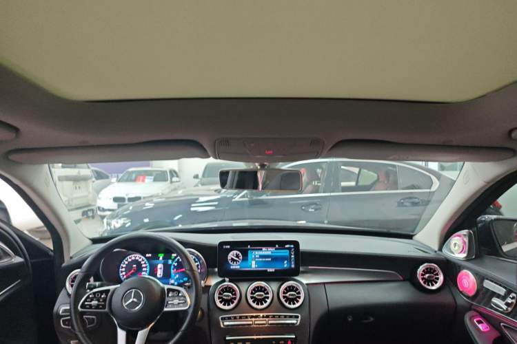 Used Mercedes-Benz C-Class 2019 Restyled C 260 L Sport Edition Headliner