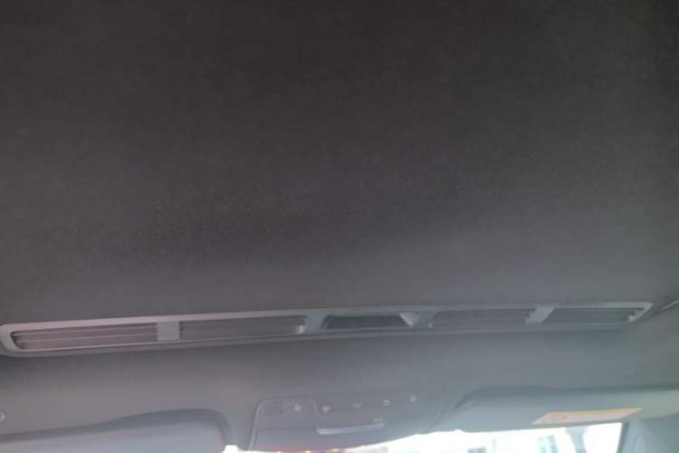 Used Mercedes-Benz C-Class 2019 C 260 Sport Edition Headliner