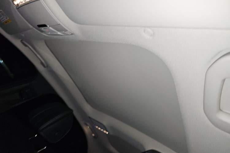 Used Mercedes-Benz C-Class 2019 C 260 L Sport Edition Headliner