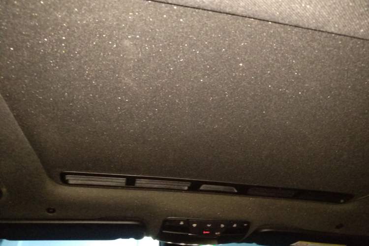 Used Mercedes-Benz C-Class 2019 C 260 Sport Edition Headliner