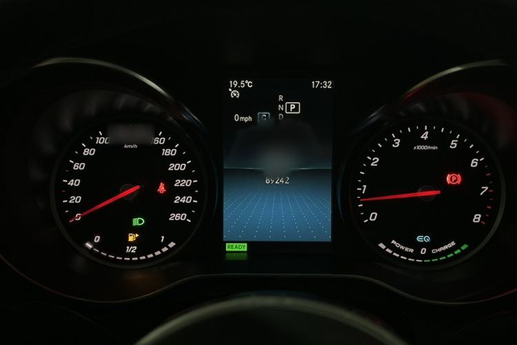 Used Mercedes-Benz C-Class 2019 C 260 L Sport Edition Instrument Cluster
