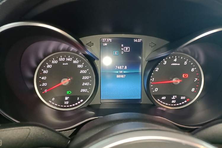 Used Mercedes-Benz C-Class 2019 C 180 L Fashion Edition Sport Version Instrument Cluster