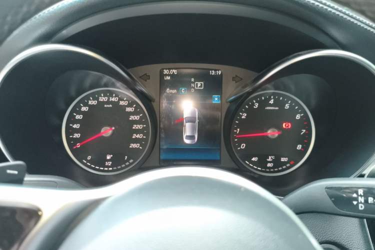 Used Mercedes-Benz C-Class 2019 C 180 L Fashion Edition Sport Version Instrument Cluster