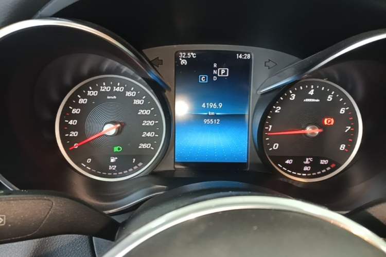 Used Mercedes-Benz C-Class 2019 C 180 L Fashion Edition Sport Version Instrument Cluster