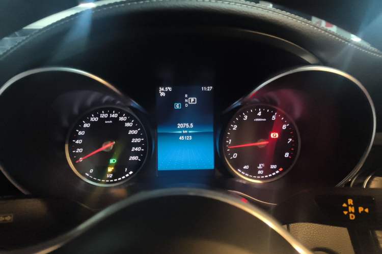 Used Mercedes-Benz C-Class 2019 C 180 L Fashion Edition Sport Version Instrument Cluster