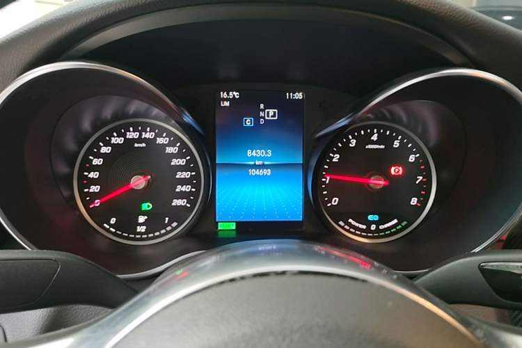 Used Mercedes-Benz C-Class 2019 C 260 Sport Edition Instrument Cluster