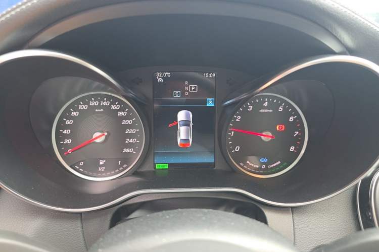 Used Mercedes-Benz C-Class 2019 C 260 L Sport Edition Instrument Cluster