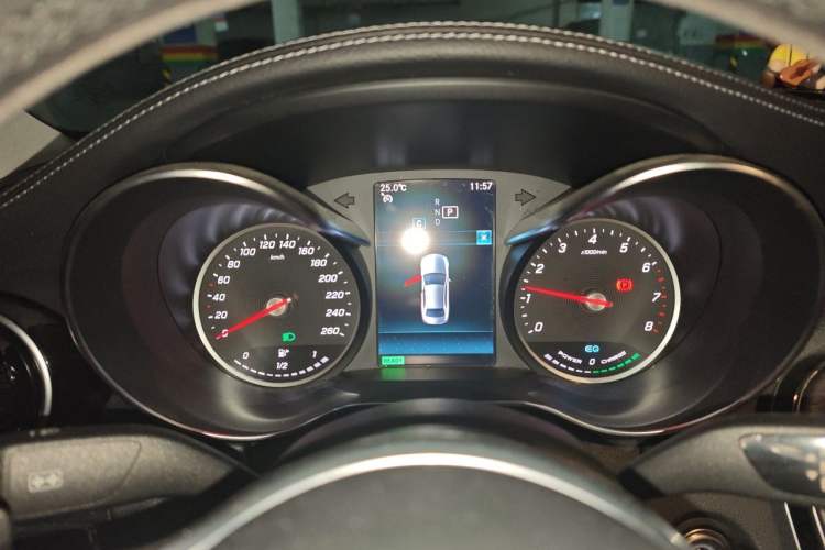 Used Mercedes-Benz C-Class 2019 C 260 L Sport Edition Instrument Cluster