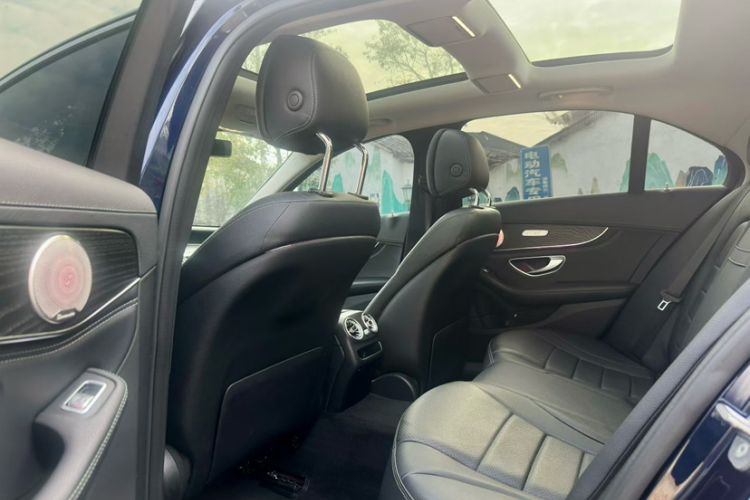 Used Mercedes-Benz C-Class 2019 Restyled C 260 L Sport Edition Interior 1