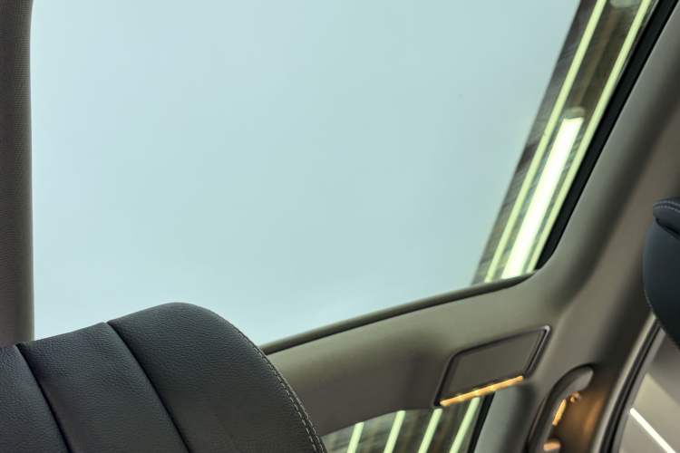 Used Mercedes-Benz C-Class 2019 C 260 L Sport Edition Interior 11