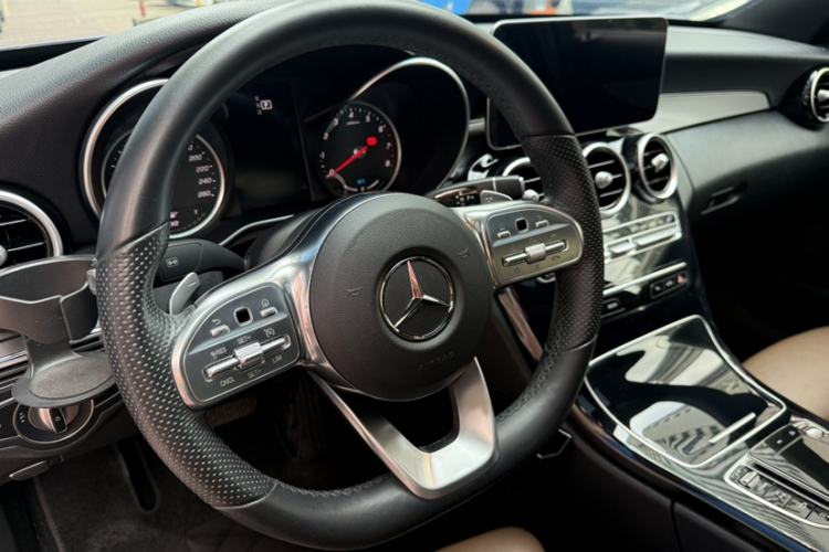 Used Mercedes-Benz C-Class 2019 C 260 Sport Edition Interior 12