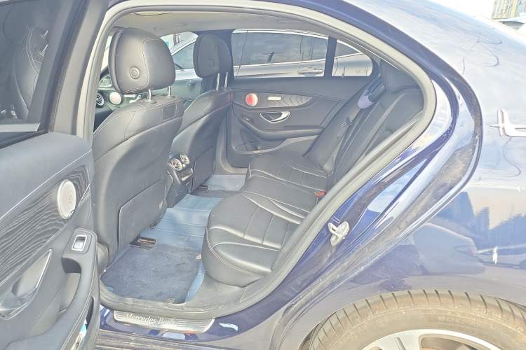 Used Mercedes-Benz C-Class 2019 C 260 L Sport Edition Interior 2