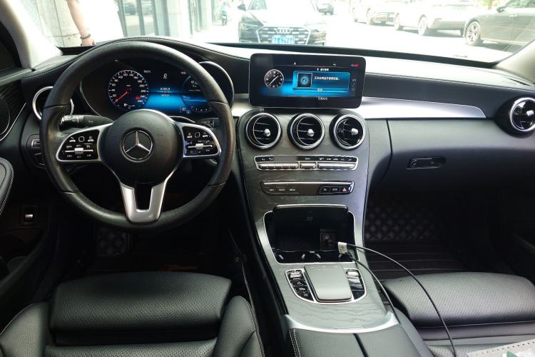 Used Mercedes-Benz C-Class 2019 Restyled C 260 L Sport Edition Interior 2