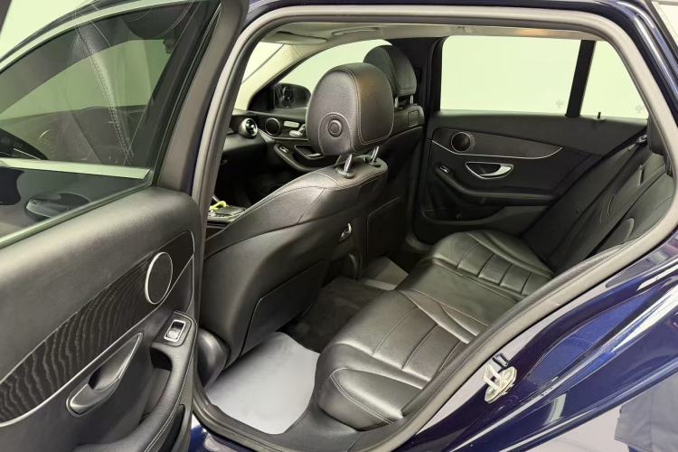 Used Mercedes-Benz C-Class 2019 C 260 Estate Interior 3