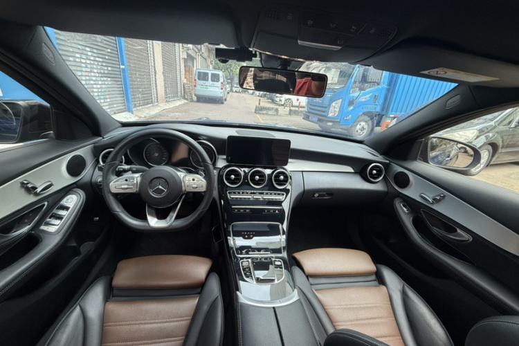 Used Mercedes-Benz C-Class 2019 C 260 Sport Edition Interior 3