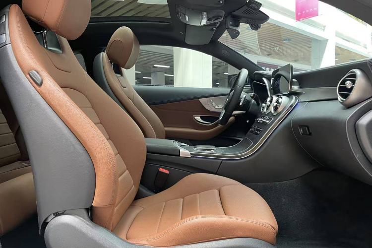Used Mercedes-Benz C-Class 2019 C 260 Coupe Interior 3