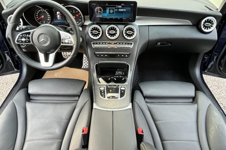 Used Mercedes-Benz C-Class 2019 C 180 L Fashion Edition Sport Version Interior 3