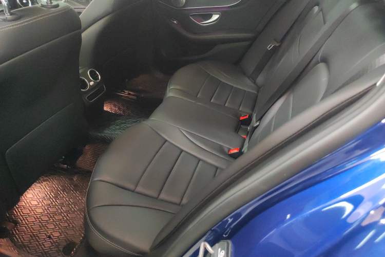 Used Mercedes-Benz C-Class 2019 Restyled C 260 L Sport Edition Interior 4