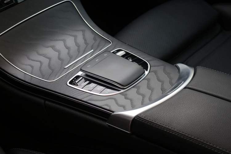 Used Mercedes-Benz C-Class 2019 C 260 Coupe Interior 4
