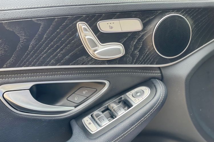 Used Mercedes-Benz C-Class 2019 C 260 L Sport Edition Interior 4