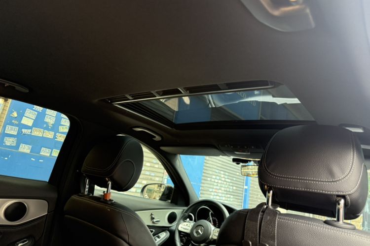 Used Mercedes-Benz C-Class 2019 C 260 Sport Edition Interior 4