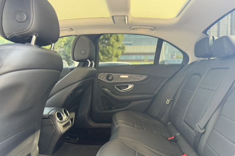 Used Mercedes-Benz C-Class 2019 Restyled C 260 L Sport Edition Interior 4