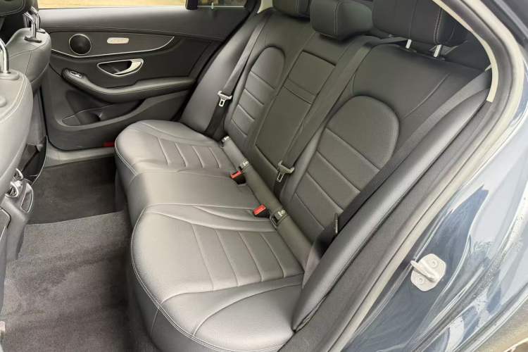 Used Mercedes-Benz C-Class 2019 Restyled C 260 L Sport Edition Interior 4