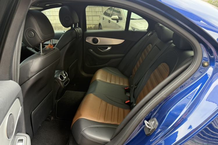 Used Mercedes-Benz C-Class 2019 C 260 Sport Edition Interior 5