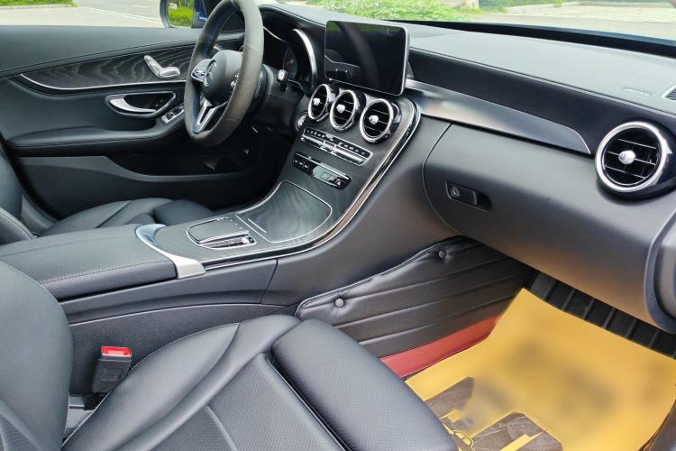 Used Mercedes-Benz C-Class 2019 C 180 L Fashion Edition Sport Version Interior 7