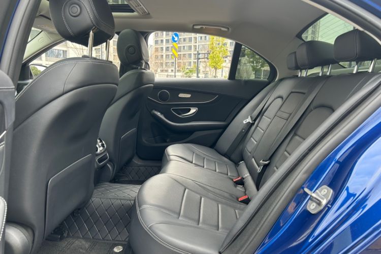 Used Mercedes-Benz C-Class 2019 C 180 L Fashion Edition Sport Version Interior 8