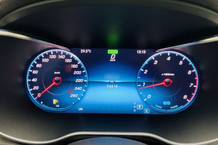 Used Mercedes-Benz C-Class 2019 Restyled C 260 L Sport Edition Interior 9
