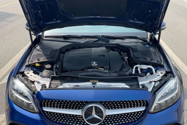 Used Mercedes-Benz C-Class 2019 C 260 L Sport Edition Interior 9