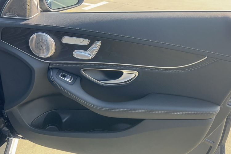 Used Mercedes-Benz C-Class 2019 C 260 L 4MATIC Sport Edition Interior 9