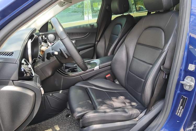 Used Mercedes-Benz C-Class 2019 C 180 L Fashion Edition Sport Version Left Front Seat